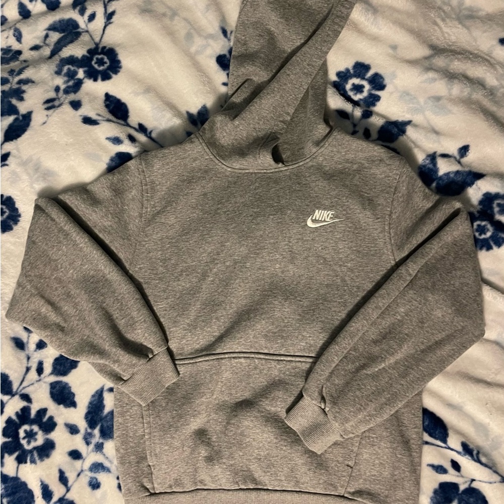 Nike Heather Gray Pullover Hoodie